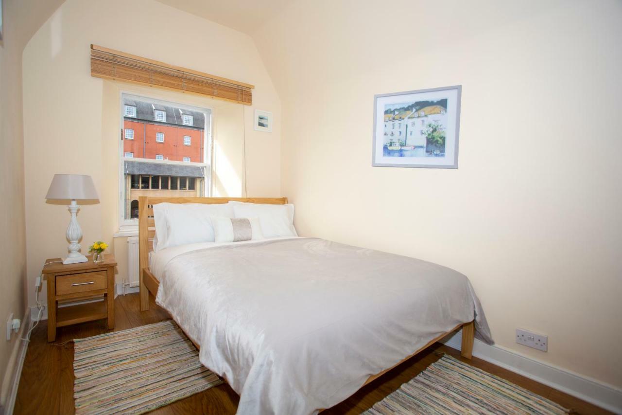 Spacious 2 Bed Apartment In The Heart Of Old Town Εδιμβούργο Εξωτερικό φωτογραφία